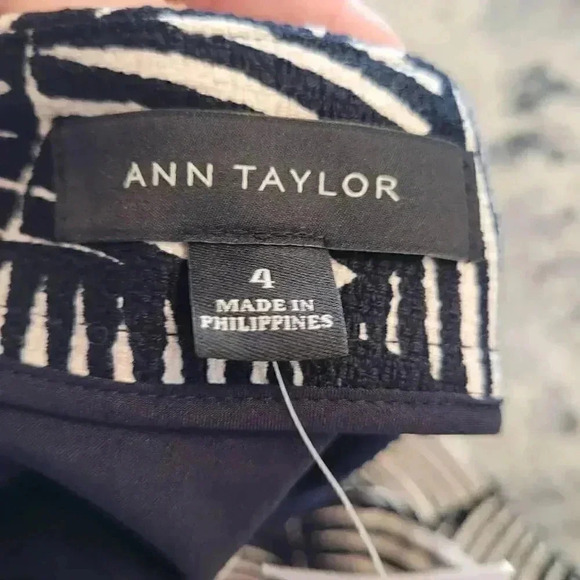 Ann Taylor Women's Navy & Cream Cotton/Spandex Palm Leaf Print Lined Mini Pencil - Picture 10 of 11